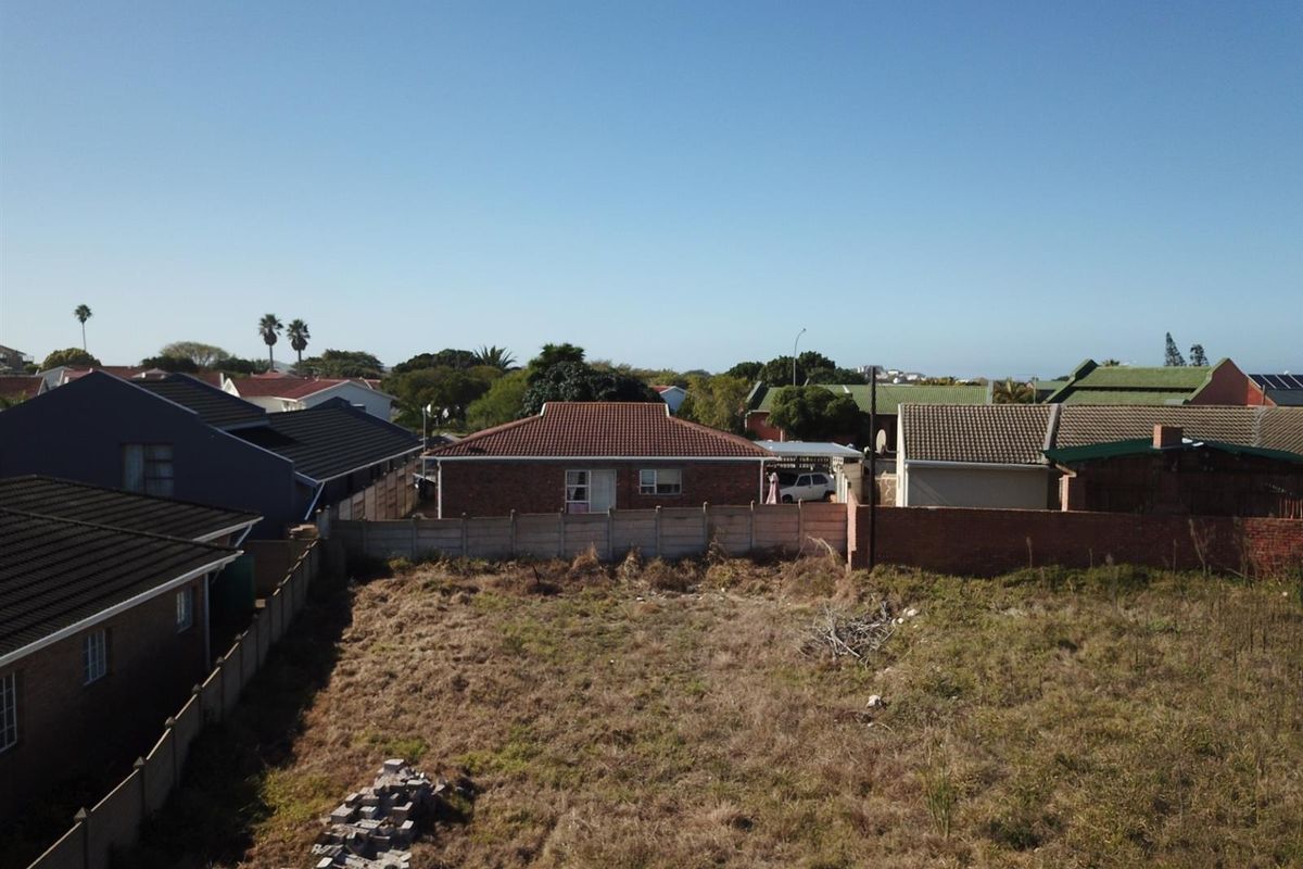 Affordable Coastal Opportunity - Level 306sqm Stand in Quiet Aston Bay - Photo 5