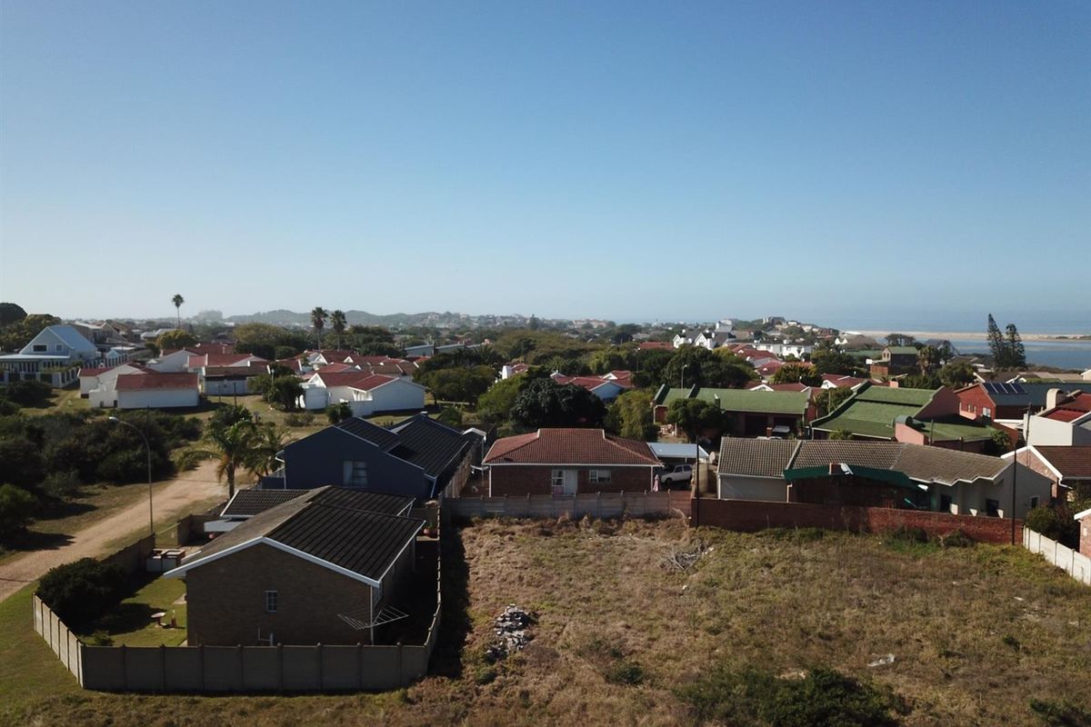 Affordable Coastal Opportunity - Level 306sqm Stand in Quiet Aston Bay - Photo 3