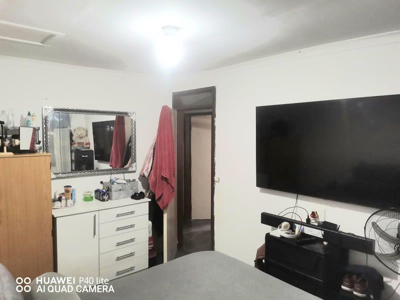 2 Bedroom House for Sale in Trenance Manor, Phoenix, KwaZulu Natal - Photo 8