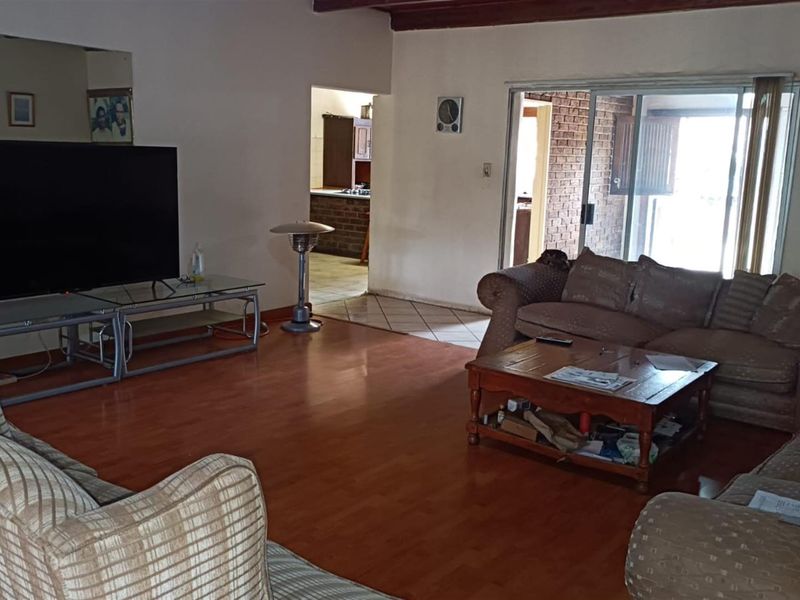 Business For Sale in Witbank Ext 16, Witbank - Photo 10