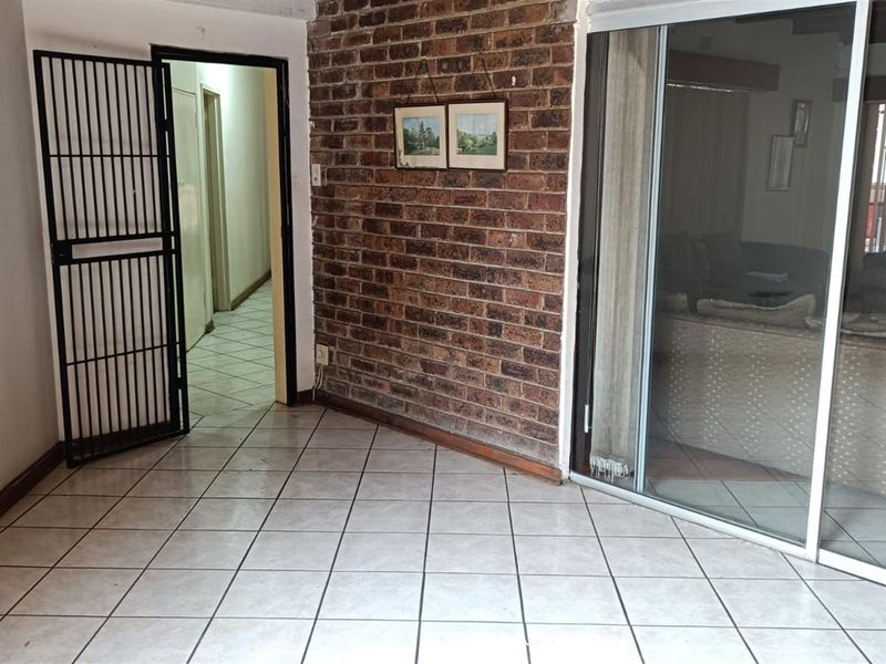 Business For Sale in Witbank Ext 16, Witbank - Photo 8