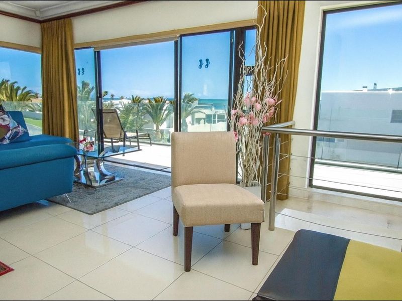 Guest House For Sale in Melkbosstrand - Photo 4