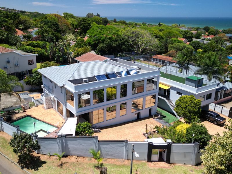 7 Bedroom Double-Story Mansion in Durban North, Durban, KwaZulu Natal - Photo 1
