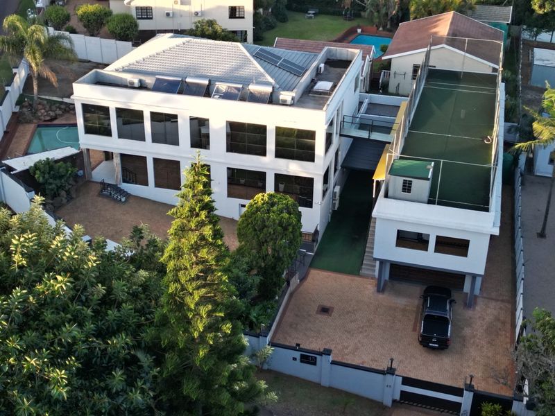 7 Bedroom Double-Story Mansion in Durban North, Durban, KwaZulu Natal - Photo 8