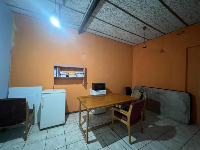 A 20 Bedroom house for sale in Bedworthpark, Vereeniging - Photo 8