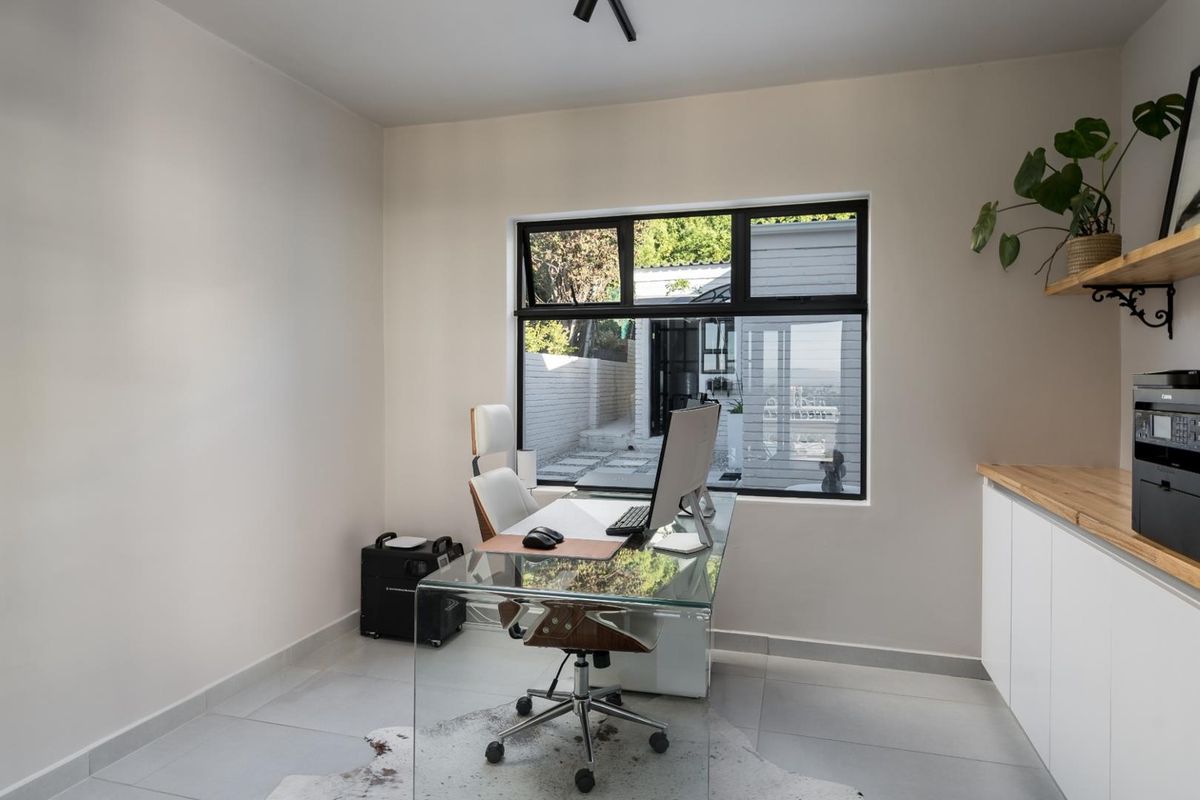 House For Sale in Mountainside, Gordons Bay - Photo 4