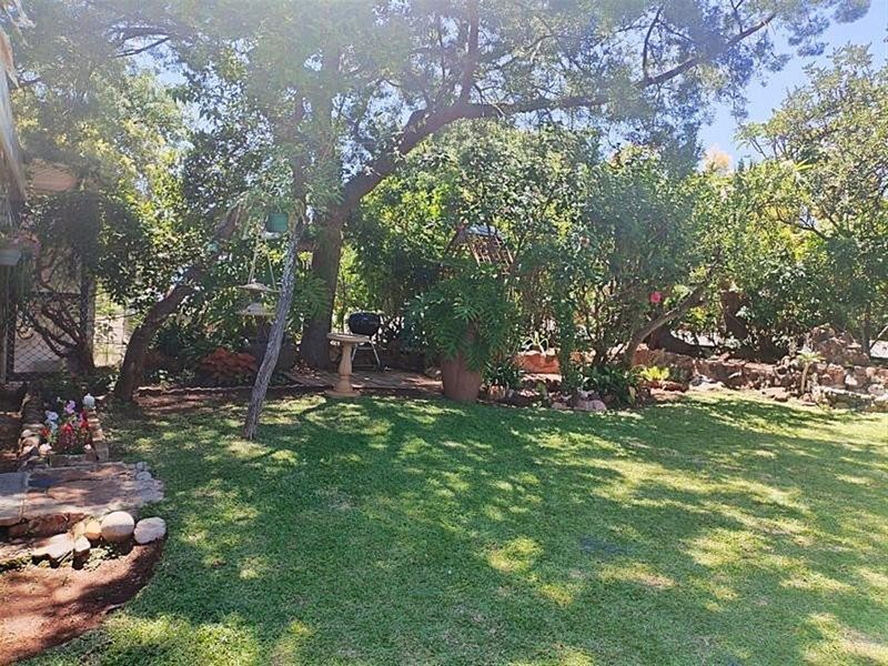 Rennaissance Retirement Village - Neat two bedroom house with lovely garden and other features - Photo 7