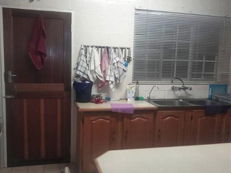 Rennaissance Retirement Village - Neat two bedroom house with lovely garden and other features - Photo 2