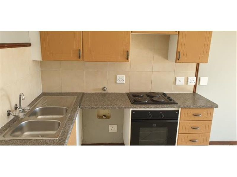 Bachelor apartment available for rent in Sage wood - Photo 3