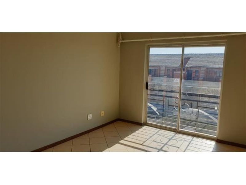 Bachelor apartment available for rent in Sage wood - Photo 9