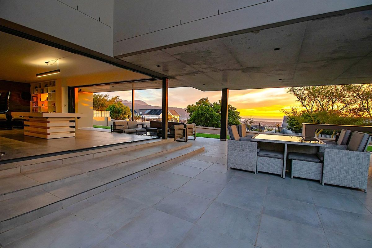 House For Sale in Fairhaven Country Estate, Dennegeur, Somerset West - Photo 2