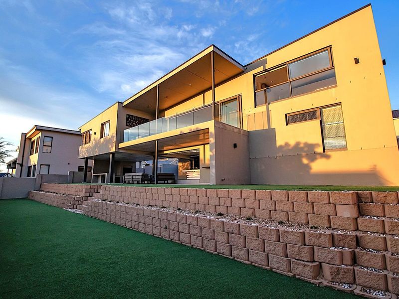 House For Sale in Fairhaven Country Estate, Dennegeur, Somerset West - Photo 3