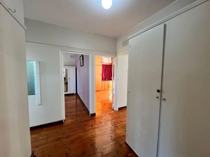 3 Bedroom Apartment To Rent in Umbilo, Durban, KwaZulu-Natal - Photo 9