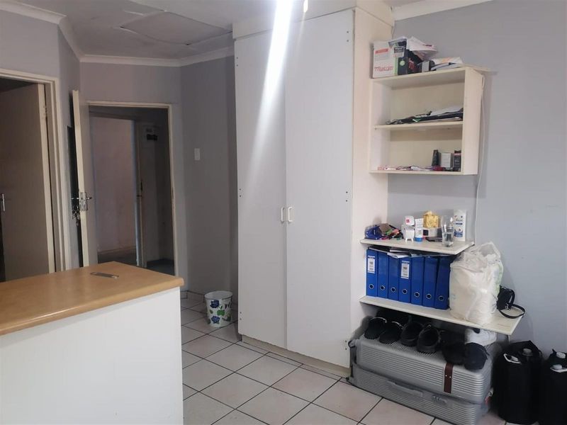 Apartment To Rent in Scottsville, Pietermaritzburg, KwaZulu Natal - Photo 4