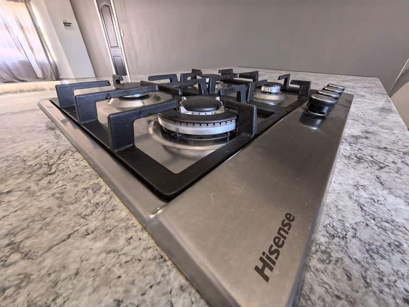 🌟 Where Starlight Meets Style: Your Modern 2 Bedroom Veld Retreat in Camelot - Photo 9