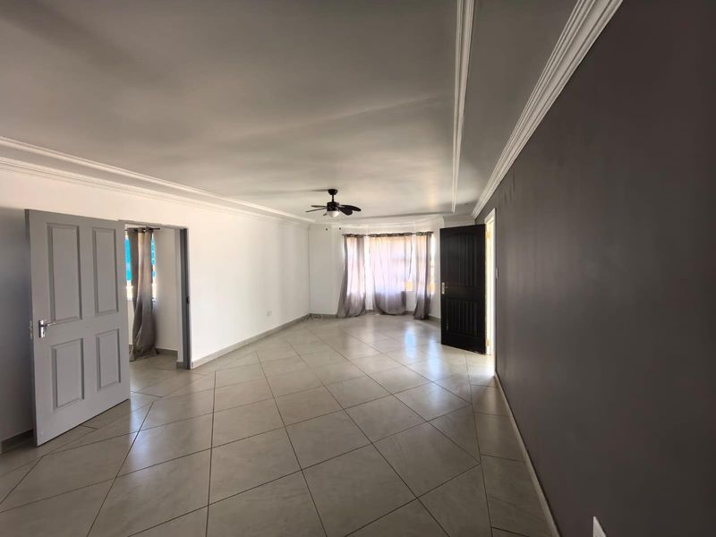 🌟 Where Starlight Meets Style: Your Modern 2 Bedroom Veld Retreat in Camelot - Photo 4