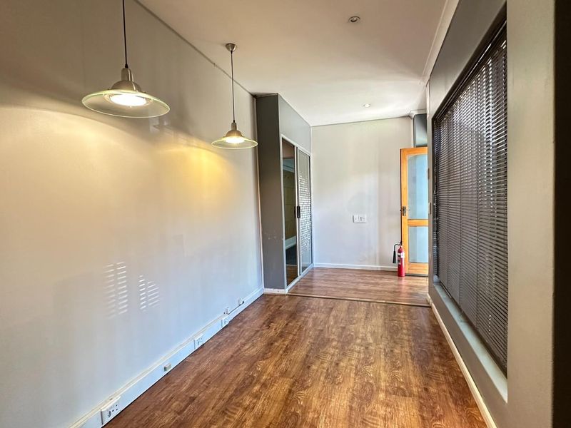 Office To Rent in Stellenbosch Central, Stellenbosch - Photo 2