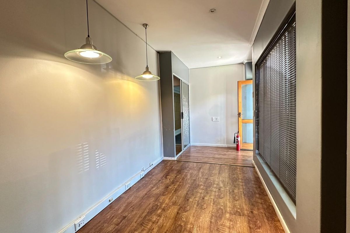 Office To Rent in Stellenbosch Central, Stellenbosch - Photo 2