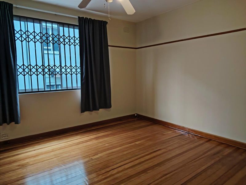 Adorable Apartment For Sale in Morningside, Durban - Photo 8