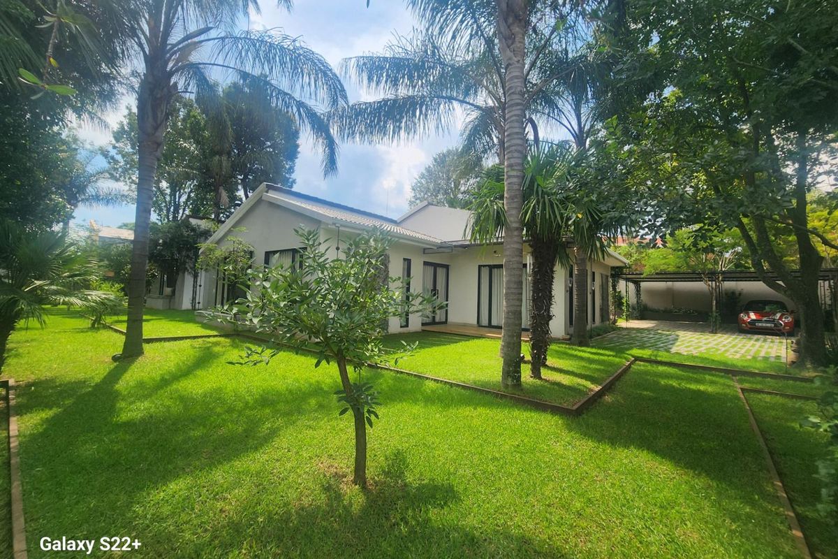 Immaculate Blend Of Nature And Space In Sunninghill, Sandton - Photo 3