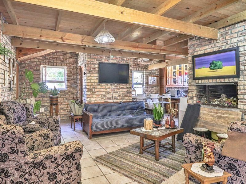 House For Sale in Struisbaai - Photo 5