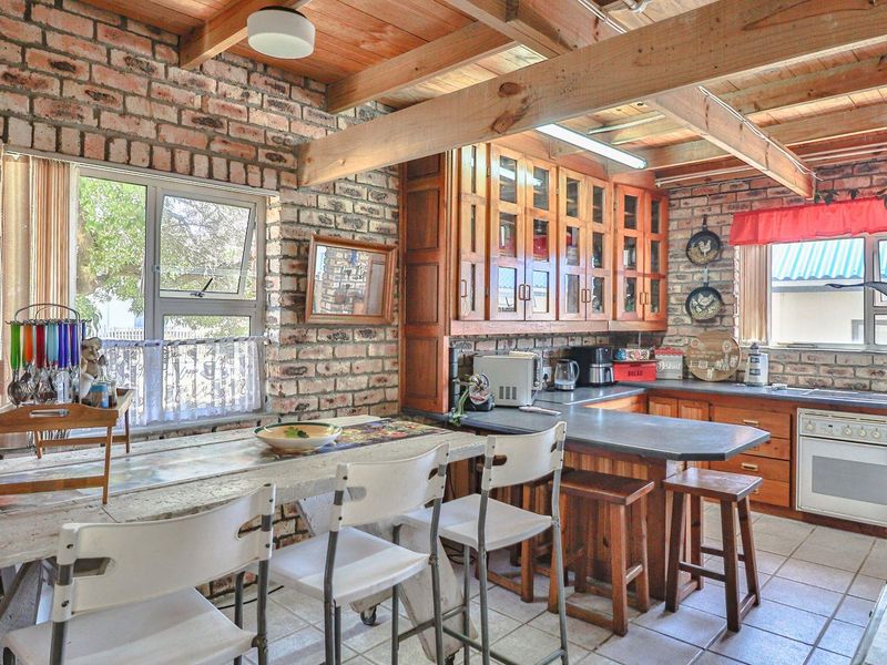 House For Sale in Struisbaai - Photo 7