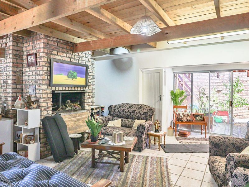 House For Sale in Struisbaai - Photo 4