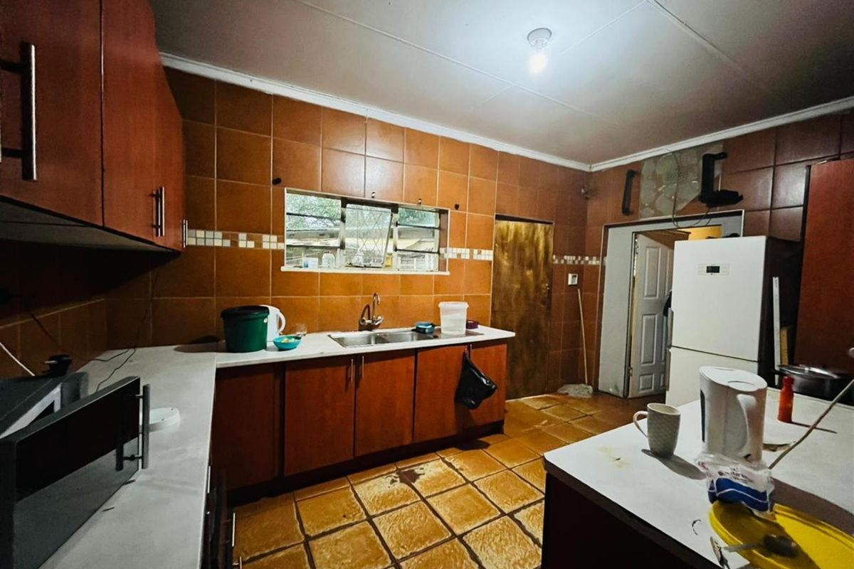 Investment Property For Sale in Sasolburg Central, Sasolburg - Photo 4