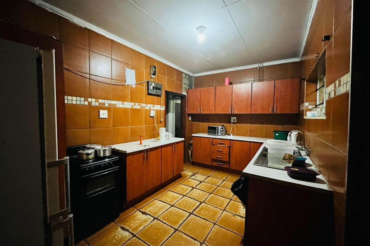 Investment Property For Sale in Sasolburg Central, Sasolburg - Photo 5