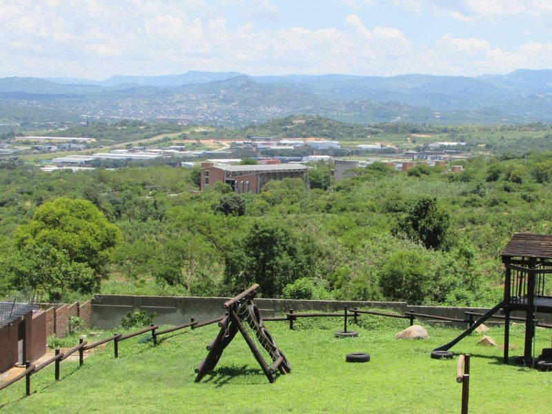 House For Sale in Drum Rock, Nelspruit - Photo 3