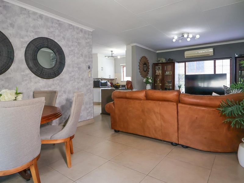 House For Sale in Stonehenge Ext 6, Stonehenge, Nelspruit - Photo 4