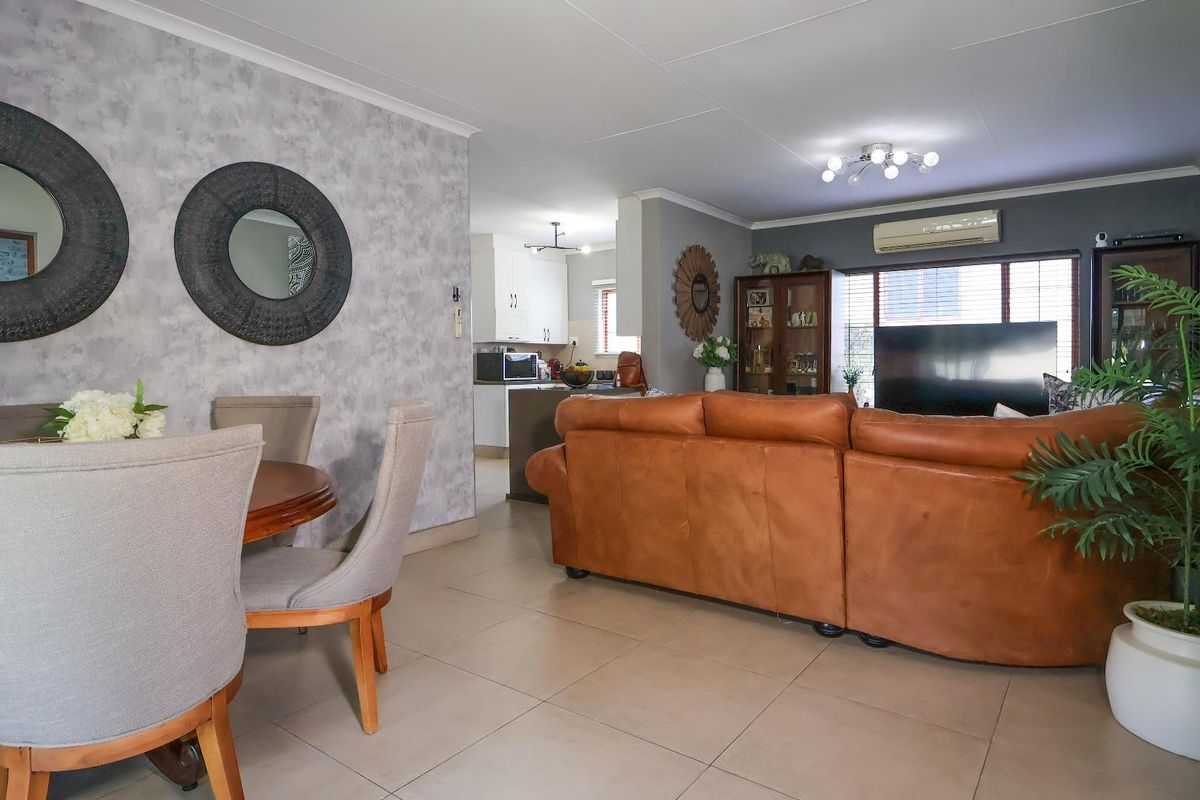 House For Sale in Stonehenge Ext 6, Stonehenge, Nelspruit - Photo 4