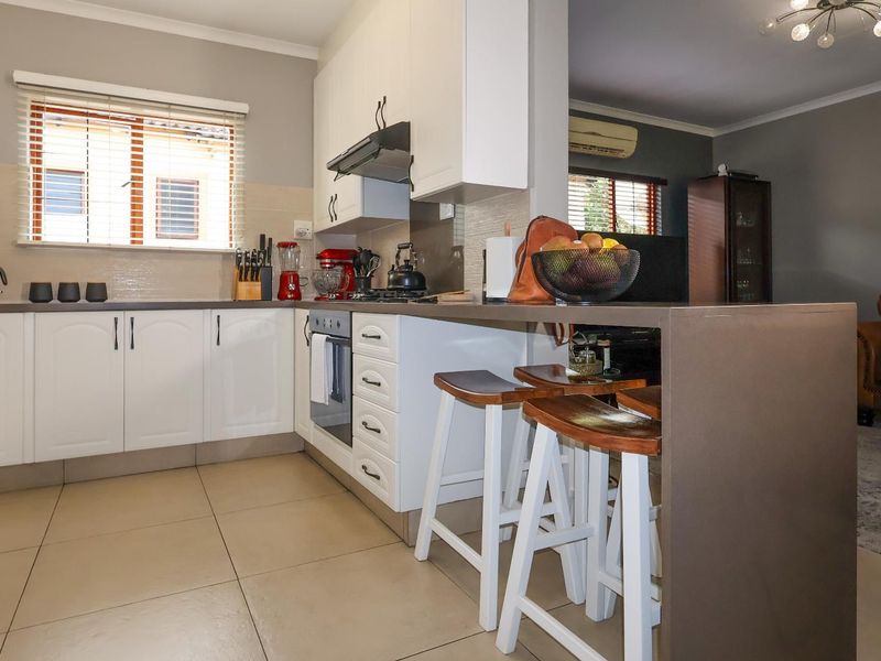 House For Sale in Stonehenge Ext 6, Stonehenge, Nelspruit - Photo 9