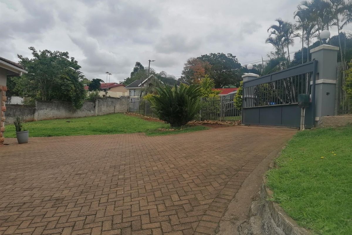 Shelly Beach. Stunning, Nice And Airy Family Home - Photo 2