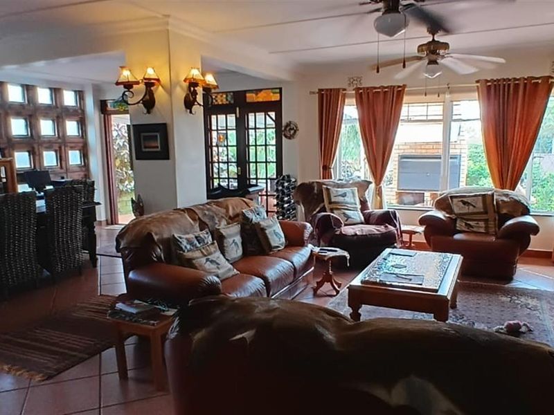 House For Sale in Mtunzini, KwaZulu Natal - Photo 4