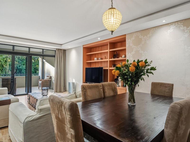 Lock-Up-and-Go 2-Bed in Highly Secure Building - Photo 3