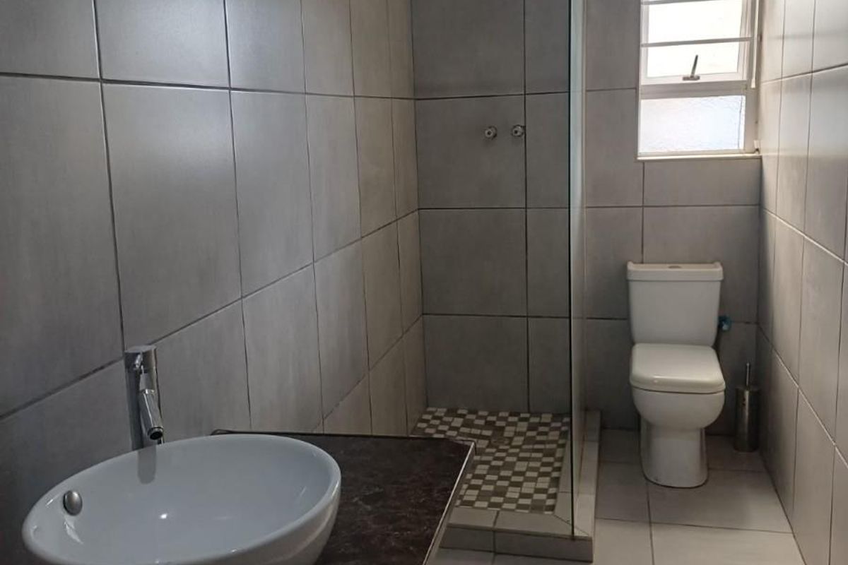 ATTENTION DEVELOPERS AND INVESTORS! PRIME OPPORTUNITY! - Photo 5