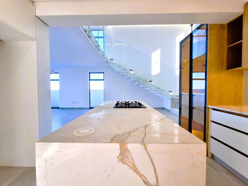 Brand New show-stopping Beachfront Home - a Coastal Gem. - Photo 7