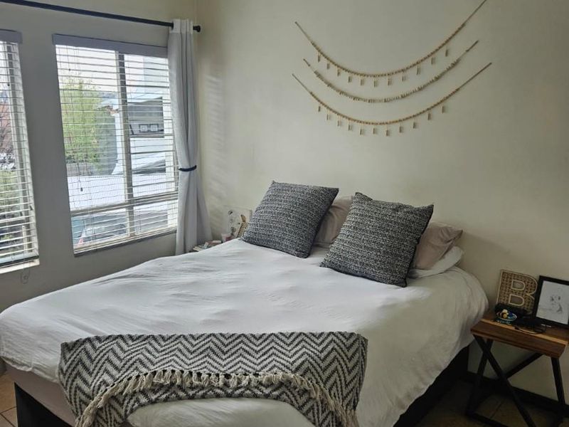 Apartment For Sale in Fourways, Sandton, Price Reduced - Photo 9