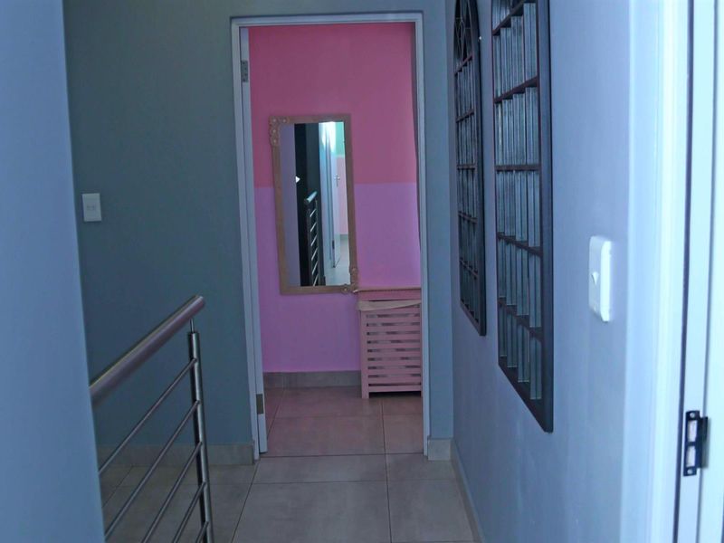 House To Rent in Thatchfield Ridge Estate, Centurion - Photo 8