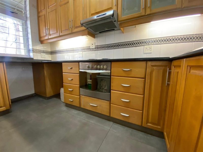 Apartment For Sale in Musgrave, Durban, KwaZulu Natal - Photo 3