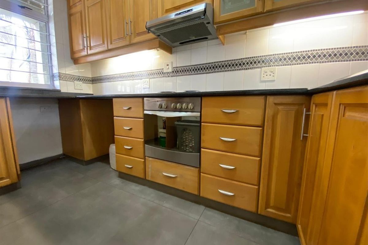 Apartment For Sale in Musgrave, Durban, KwaZulu Natal - Photo 3