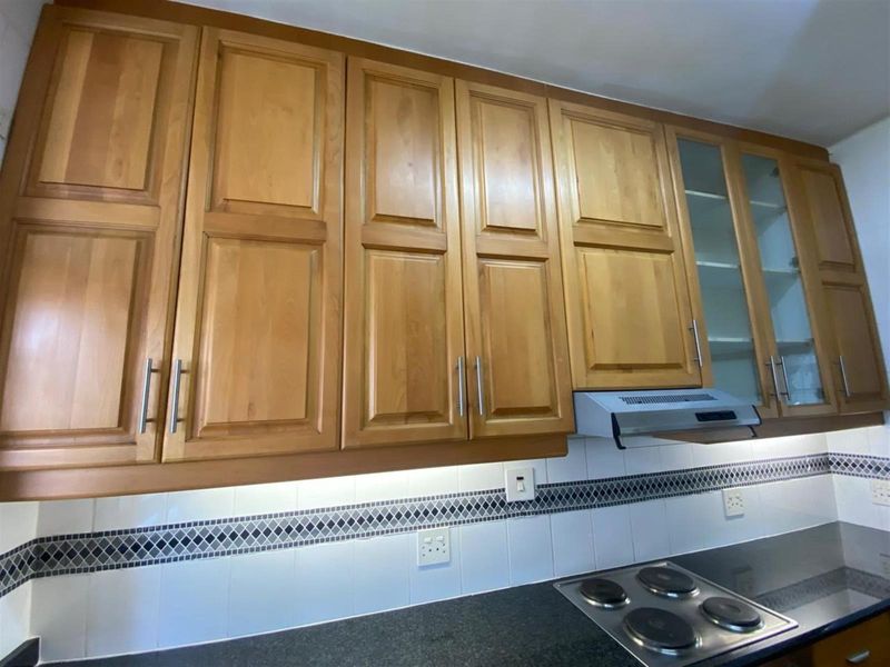 Apartment For Sale in Musgrave, Durban, KwaZulu Natal - Photo 2