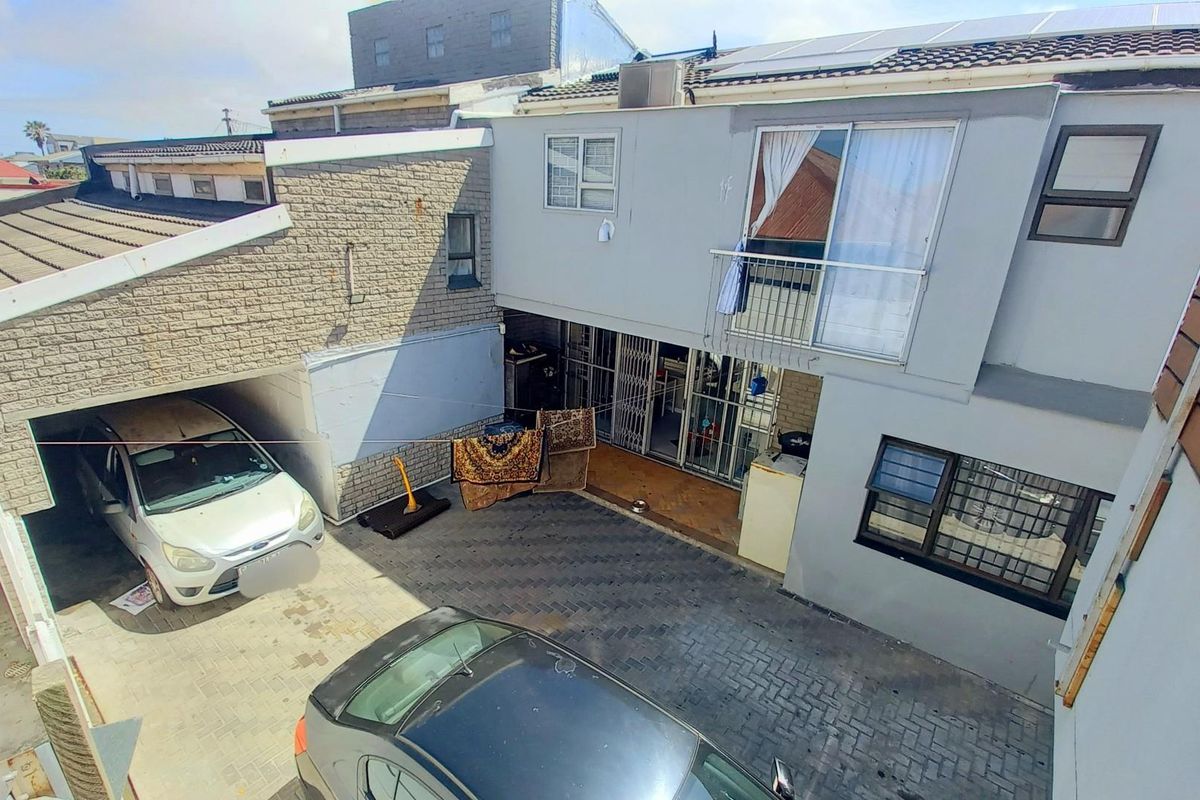 Amazing investment opportunity- House For Sale in Maitland, Cape Town - Photo 5