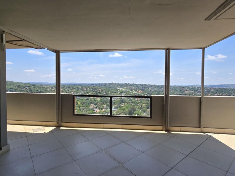 Penthouse For Sale in Murrayfield, Pretoria - Photo 3