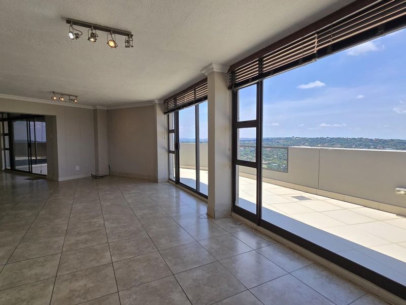 Penthouse For Sale in Murrayfield, Pretoria - Photo 4