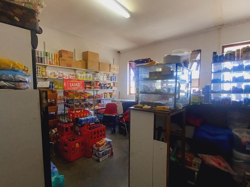 Very Well located , Mixed-use Property For Sale in Maitland, Cape Town - Photo 3