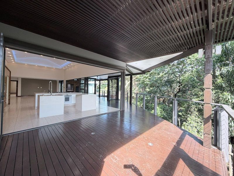 Private home in Simbithi Eco Estate - Photo 3