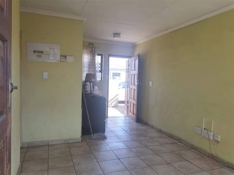 House For Sale in Vanderbijlpark CE, Vanderbijlpark - Photo 3