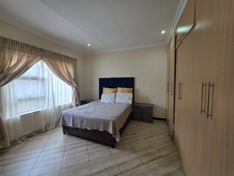 Neat 3 bedroom house for sale in Eden Park - Photo 10